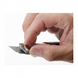 Нож Irwin Pro-Touch Snap-Off сверхпрочный 18 мм Нож Irwin Pro-Touch Snap-Off сверхпрочный 18 мм