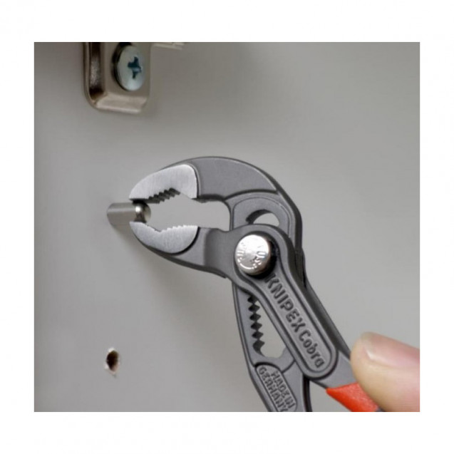 Высокотехнологичные сантехнические клещи Cobra KNIPEX 87 01 125