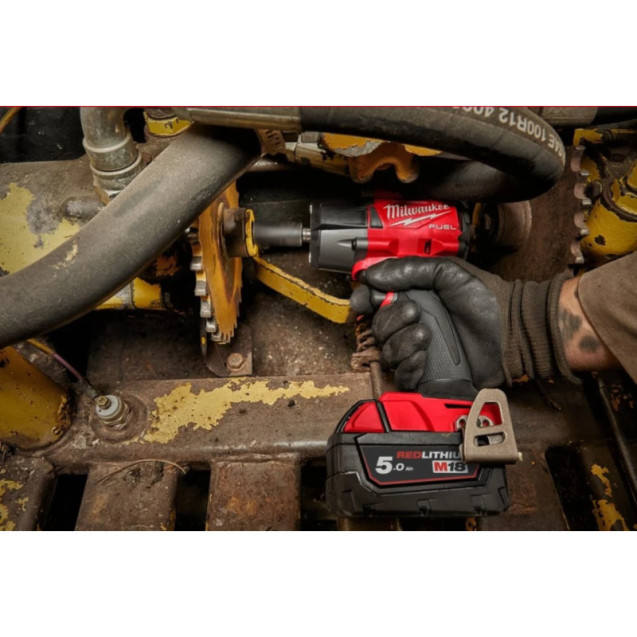 Гайковерт высокомоментный MILWAUKEE 1/2 Гайковерт высокомоментный MILWAUKEE 1/2