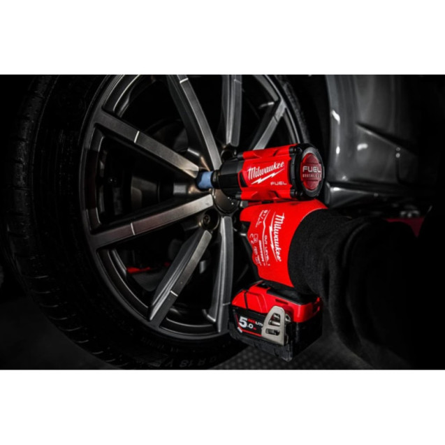 Гайковерт высокомоментный MILWAUKEE 1/2 Гайковерт высокомоментный MILWAUKEE 1/2