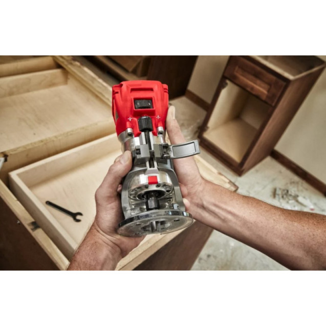 Фрезер кромкувальний акумулятрний MILWAUKEE, M18 FTR8-0X, цанга 6/8мм