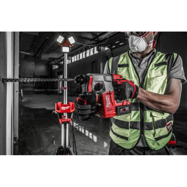 Аккумуляторний перфоратор 2.3 Дж Milwaukee M18 BLH-0 4933479426