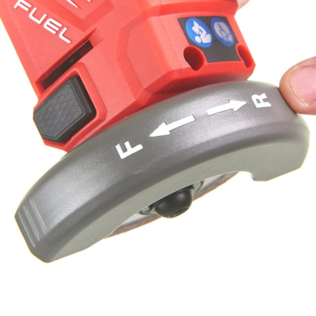 Субкомпактна багатофункціональна відрізна машина MILWAUKEE M12 FCOT-422X FUEL 4933464619