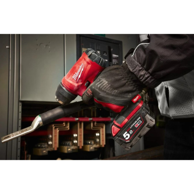 Термоповітродувка   акумуляторна MILWAUKEE, M18 BHG-502C (+ заряд.пристрій, 2 акум.Х 5Аг, кейс)