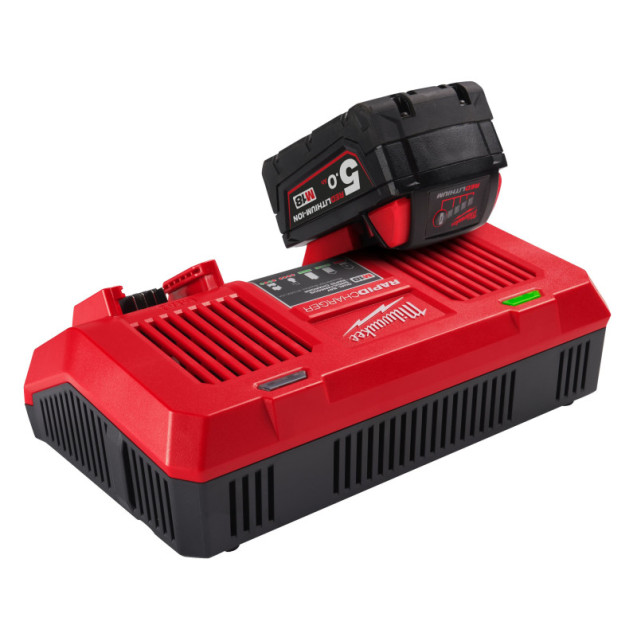 Зарядний пристрій MILWAUKEE, M18 DFC Turbo (для 2х акум. М18) Зарядний пристрій MILWAUKEE, M18 DFC Turbo (для 2х акум. М18)