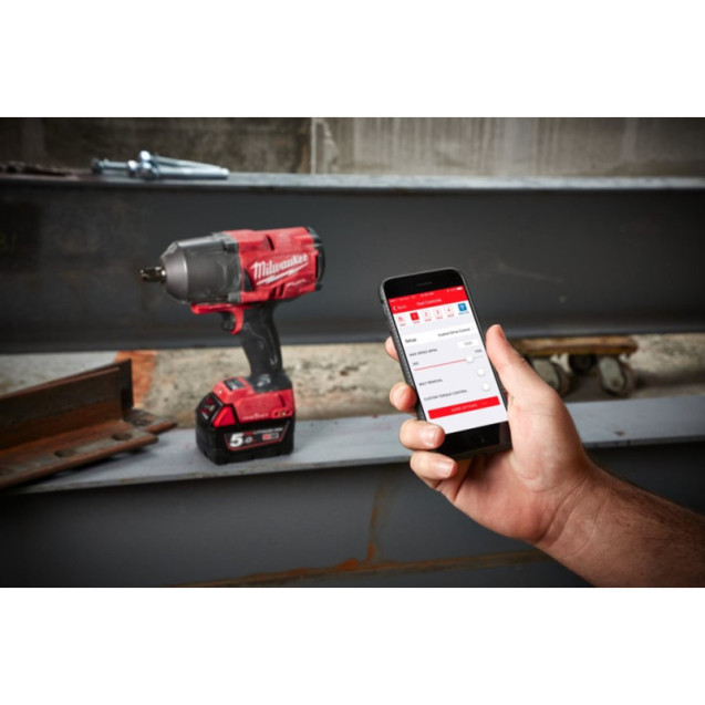 Гайкокрут високомоментний MILWAUKEE 1/2 Гайкокрут високомоментний MILWAUKEE 1/2