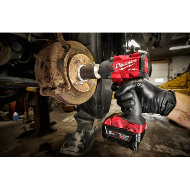 Гайковерт высокомоментный MILWAUKEE 1/2 Гайковерт высокомоментный MILWAUKEE 1/2