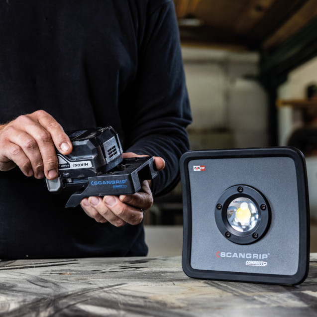 Ліхтар переносний 2 000 lumen NOVA 2 CONNECT SCANGRIP Ліхтар переносний 2 000 lumen NOVA 2 CONNECT SCANGRIP
