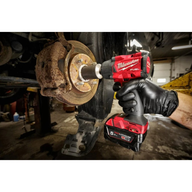 Гайковерт высокомоментный MILWAUKEE 1/2 Гайковерт высокомоментный MILWAUKEE 1/2