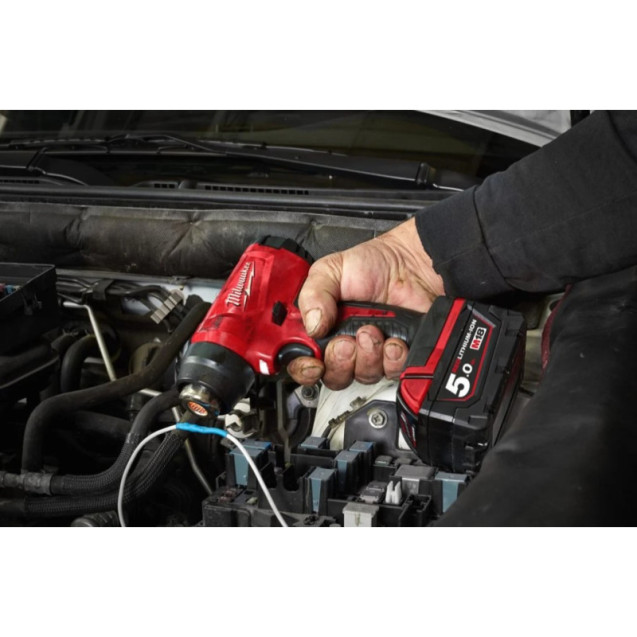 Термоповітродувка   акумуляторна MILWAUKEE, M18 BHG-502C (+ заряд.пристрій, 2 акум.Х 5Аг, кейс)