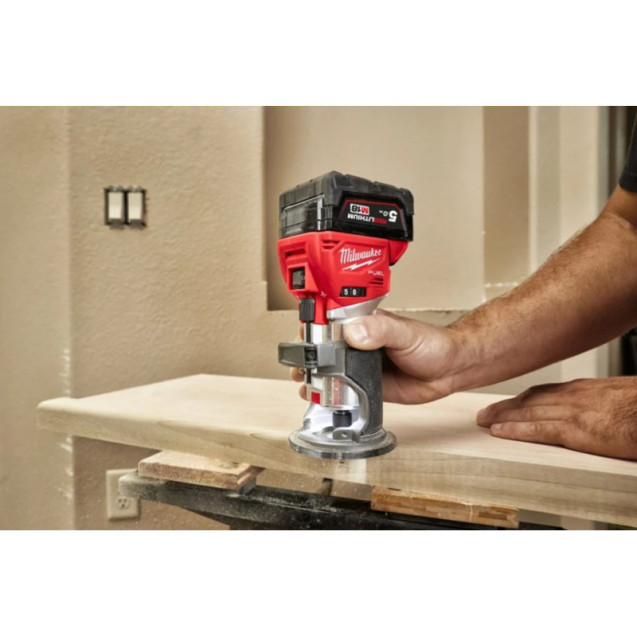 Фрезер кромкувальний акумулятрний MILWAUKEE, M18 FTR8-0X, цанга 6/8мм