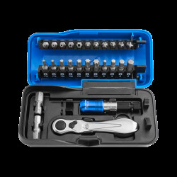 Набор бит и трещотка в кейсе